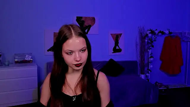 BetsyKiss online show from November 24, 5:04 pm