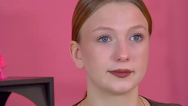 BeatriceBinoche online show from March 21, 8:19 am