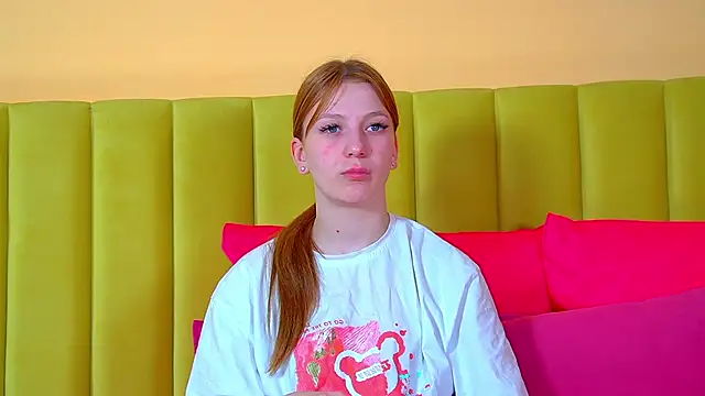 BeatriceBinoche online show from November 29, 6:45 pm