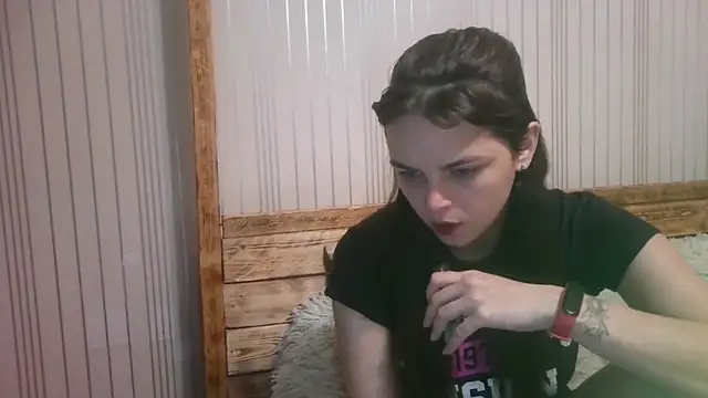 EthelsLover online show from November 19, 10:37 am