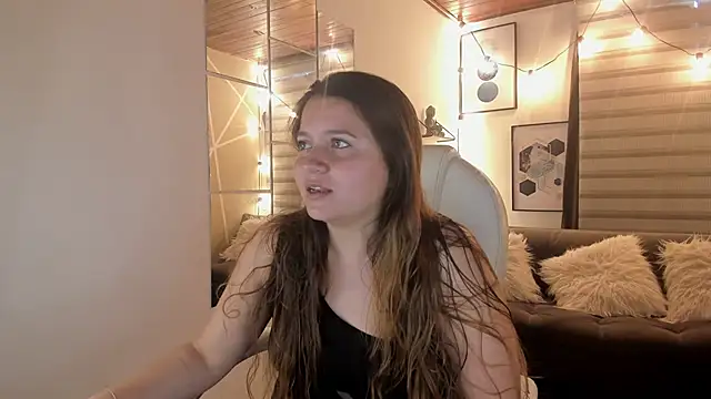 sophiee09  online show from October 13, 3:14 pm