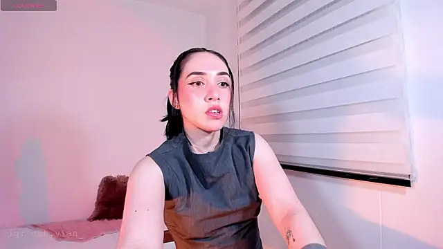 SarahCastillo  online show from February 2, 2:43 am