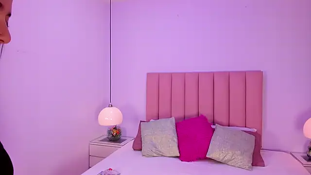 Amy Ferreira online show from November 6, 3:12 am