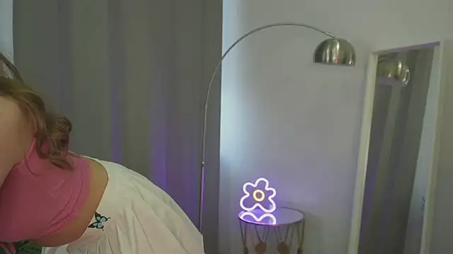 TinnyTiana online show from September 24, 6:56 am