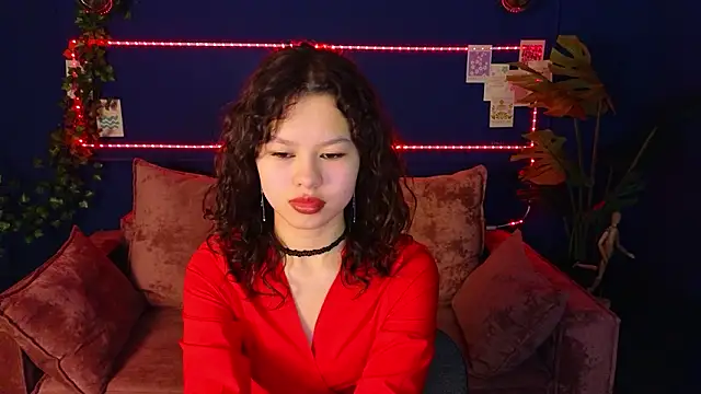 moco choco online show from February 10, 1:30 am