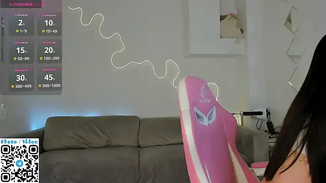 Helen Spark online show from November 22, 2:03 am