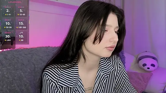  Lua   online show from April 6, 3:06 am