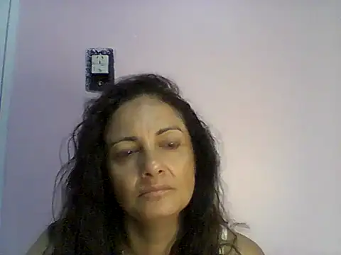 dulcefanny online show from January 8, 9:35 am