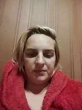 Snapshot of Tatka95 chatting on October 25, 9:28 am Tatka95 online show from October 25, 9:28 am