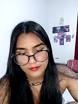 Renata Zoe online show from November 7, 1:55 am