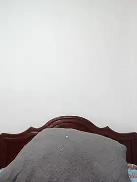 Vale stone  online show from February 22, 4:24 am