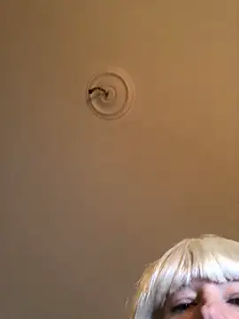 juliaoneandonly online show from December 20, 7:07 pm