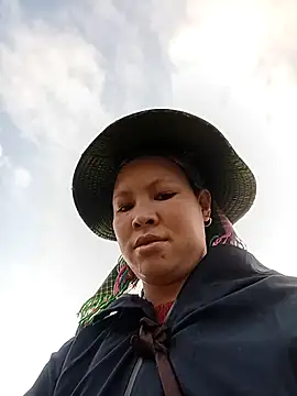 callistra online show from January 9, 1:21 am