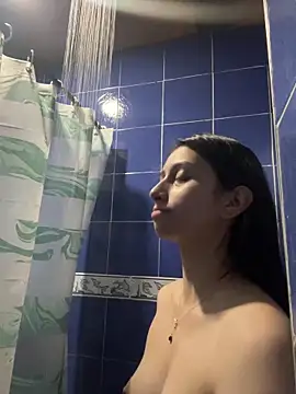 kittyblossom  online show from September 30, 10:25 pm