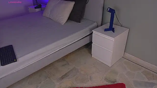 KeendraFox  online show from March 13, 10:16 am