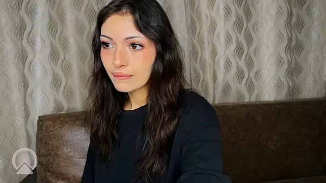 sweeet strawberies online show from September 22, 4:27 pm