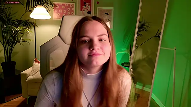 Evii Stich online show from September 28, 5:58 am