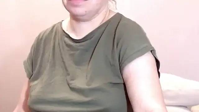 NastyAssxx online show from April 7, 8:11 pm