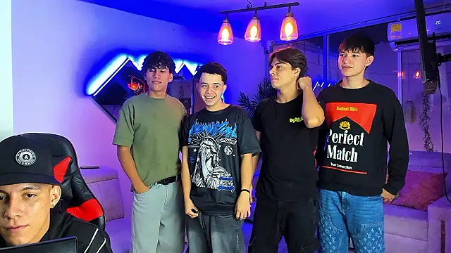 Houseofwarrios online show from March 19, 5:56 am