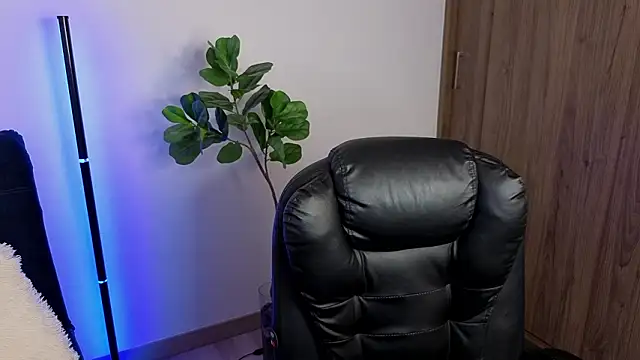 amyross s1 online show from March 3, 1:22 am