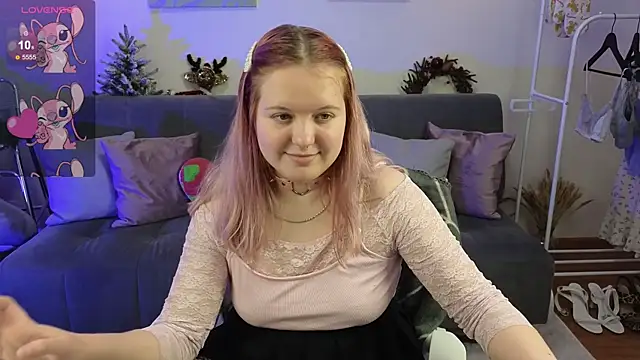 RoseThomas  online show from January 9, 10:08 am