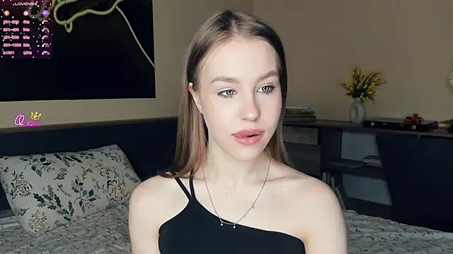 MaliaBourraine online show from April 16, 7:08 am