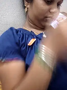 sweetqueen143 online show from March 23, 10:32 am