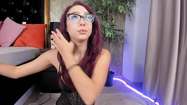 eva m00n online show from October 13, 3:36 pm