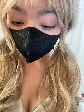 AZ37866 online show from February 11, 7:10 am