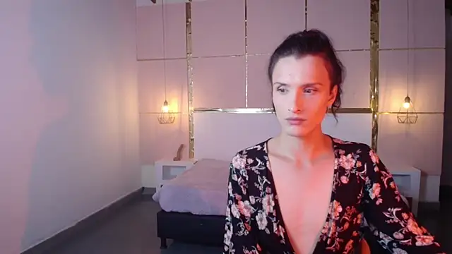 IsabelFernandez online show from October 5, 3:55 am