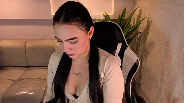 scarlett smith tp online show from January 16, 12:56 pm