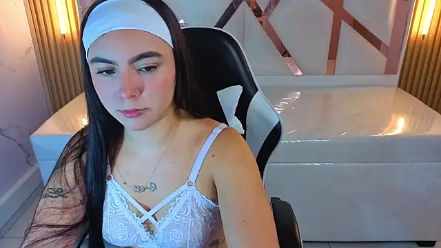 Snapshot of scarlett_smith_tp chatting on September 30, 1:06 pm scarlett smith tp online show from September 30, 1:06 pm