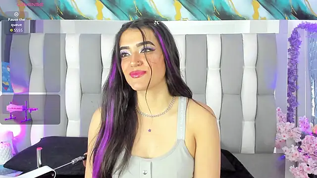 IsaDiiaz online show from April 9, 4:59 am