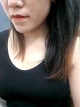 Snapshot of Norah-h chatting on October 23, 2:34 pm Norah-h online show from October 23, 2:34 pm
