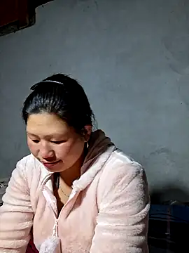 diamond-- online show from February 2, 1:21 pm