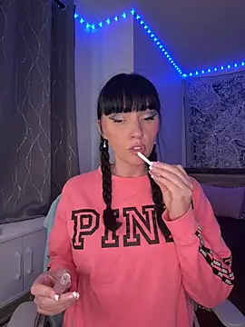 MaciiMayy online show from June 29, 11:26 pm