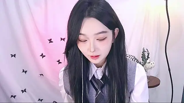 Miao-Maimiao online show from November 27, 12:19 pm