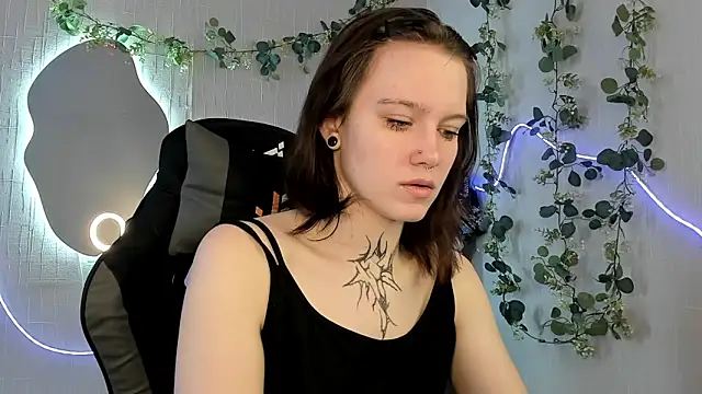 Elastikisss online show from April 16, 6:14 am