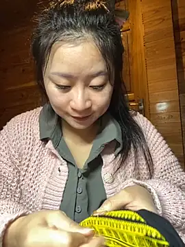 violet-00 online show from December 5, 3:06 am