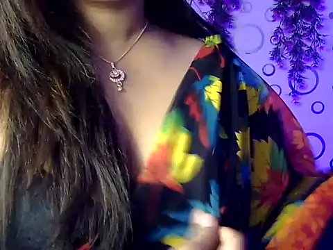 Aaliya02 online show from April 10, 11:16 am