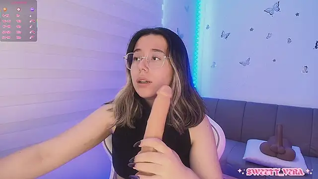 sweettvera online show from March 13, 6:09 pm