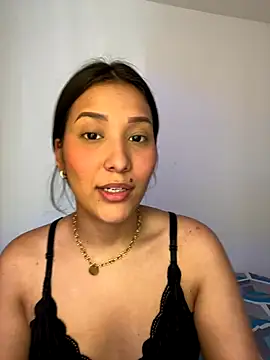 IsabellaJoness  online show from December 4, 8:31 pm