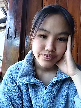 Mai lovely online show from November 29, 7:45 am