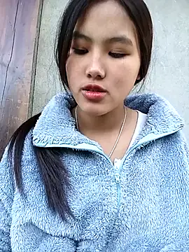 Mai lovely online show from November 27, 9:56 am