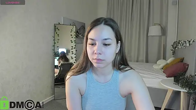 Al1ice Moures online show from December 2, 1:07 am