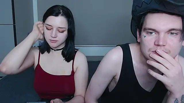 Snapshot of jackoffjillss chatting on October 4, 7:40 pm jackoffjillss online show from October 4, 7:40 pm