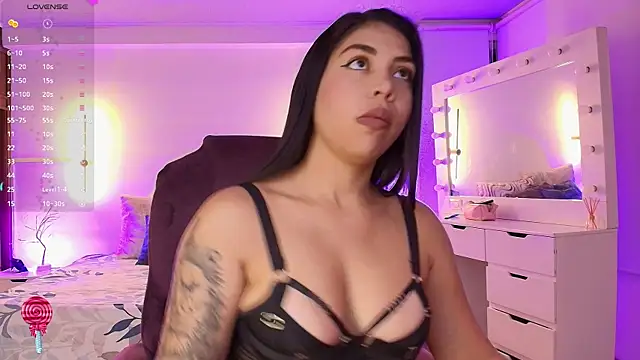 kloe28 online show from October 6, 3:56 am