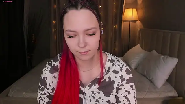 Monica  Queen online show from February 1, 5:28 am