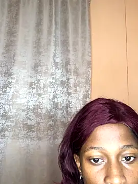 Caramel102004 online show from November 19, 11:16 pm