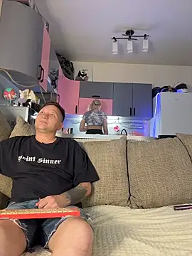 Crystal Neko online show from April 15, 9:15 pm